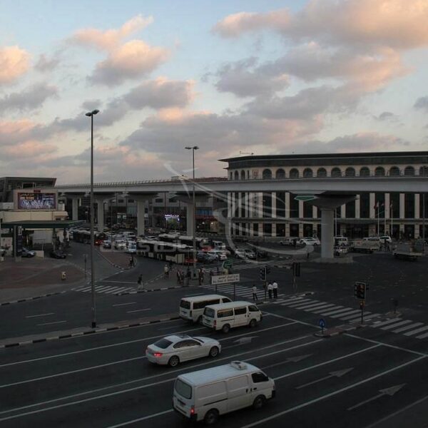 Yeganehtours.com_AvaniHotel_02