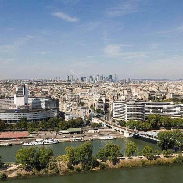 Yeganehtours.com_NovotelTourEiffelHotel_06