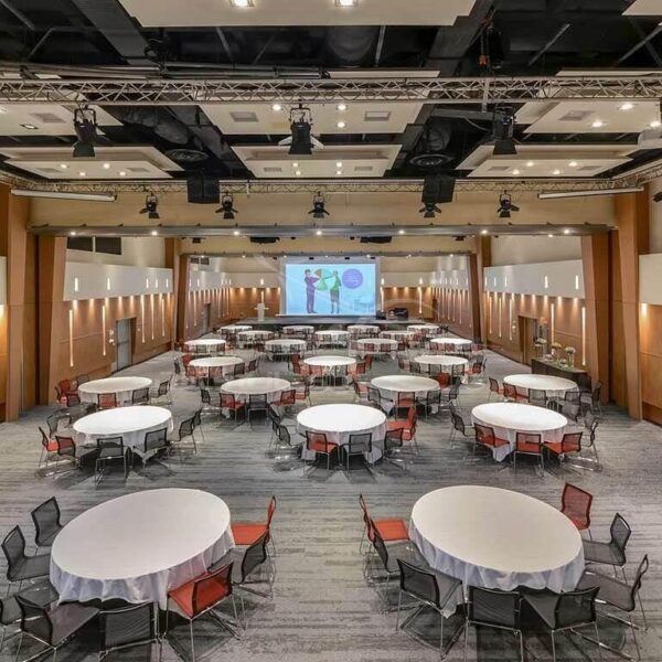 Yeganehtours.com_NovotelTourEiffelHotel_09