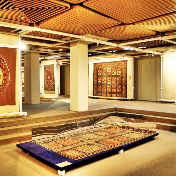 Yeganehtours.com_Carpet_Museum موزه فرش