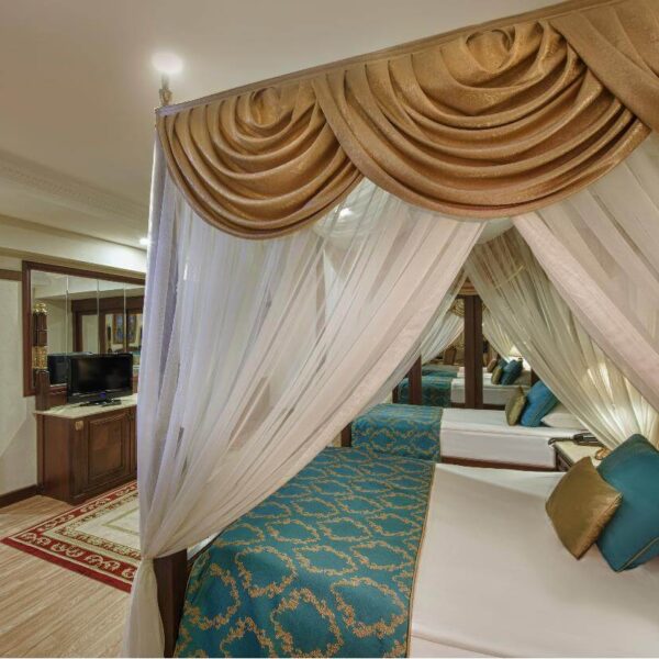 Yeganehtours.com_Delphin_Palace_Hotel_07