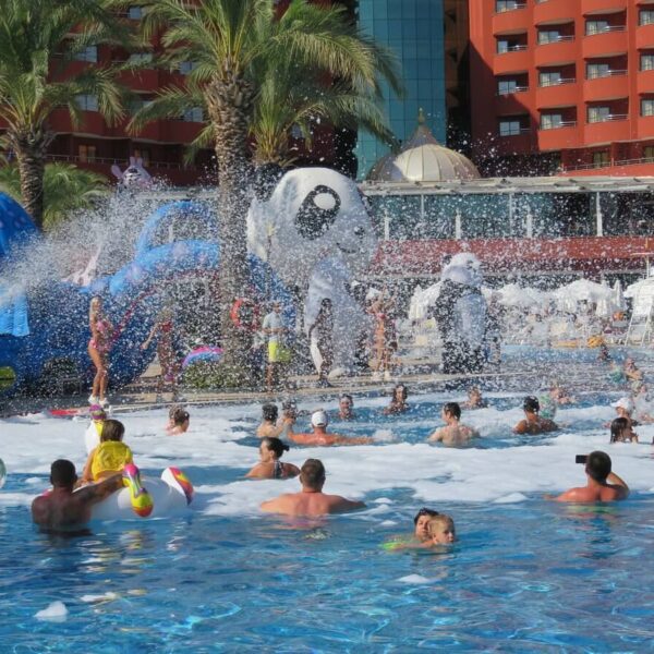 Yeganehtours.com_Delphin_Palace_Hotel_17