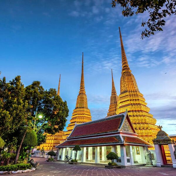 معبد وات فو در بانکوک