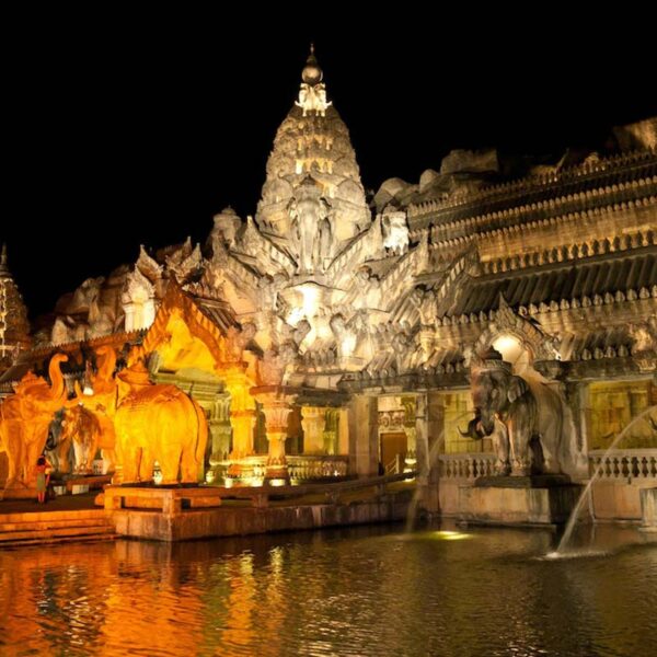 شو فانتازیا در پوکت