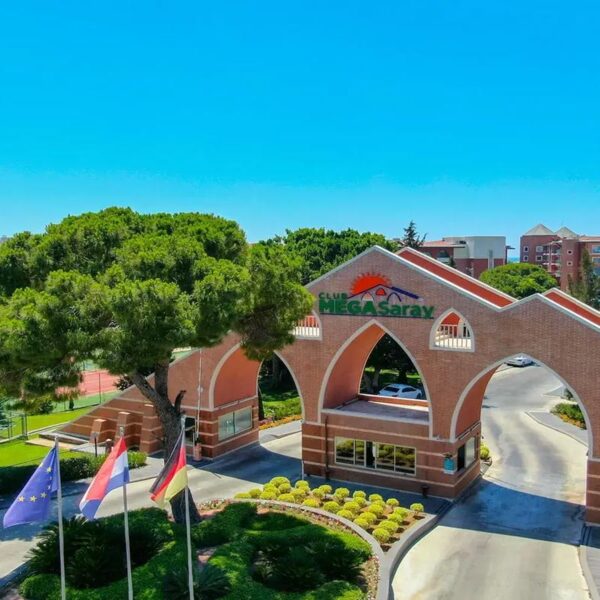 Yeganehtours.com_Megasaray_Club_Belek_Hotel_Main هتل کلاب مگاسرای بلک آنتالیا