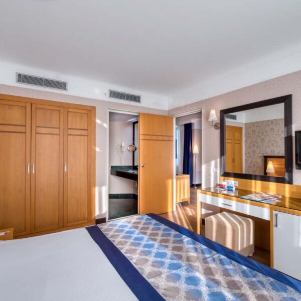 Yeganehtours.com_PortoBelloResort_Hotel_02