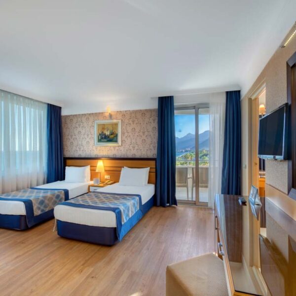 Yeganehtours.com_PortoBelloResort_Hotel_04
