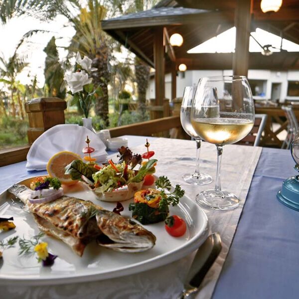 Yeganehtours.com_RoyalWings_Hotel_27