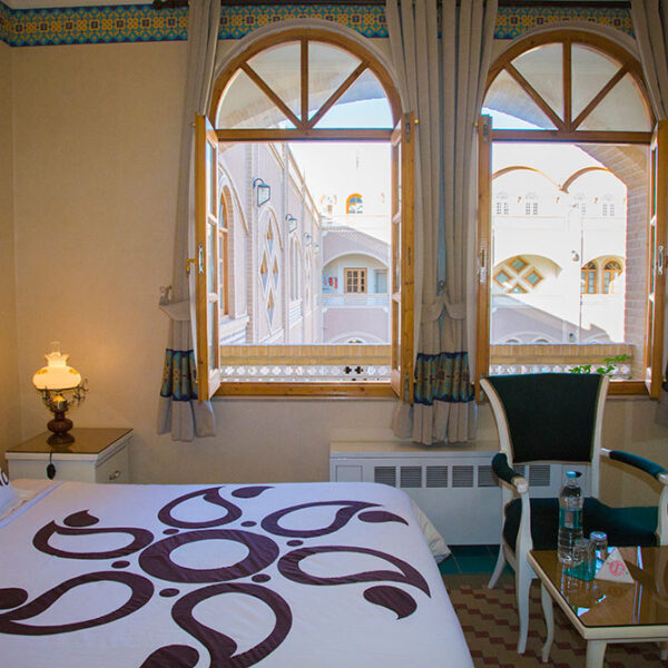 Yeganehtours.com_Dad_Hotel_24