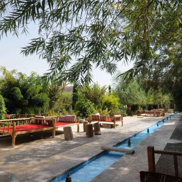 Yeganehtours.com_Moshir_al-Mamalek_Garden_Hotel_14