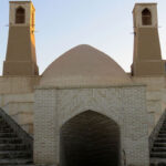 جاذبه های عقدا