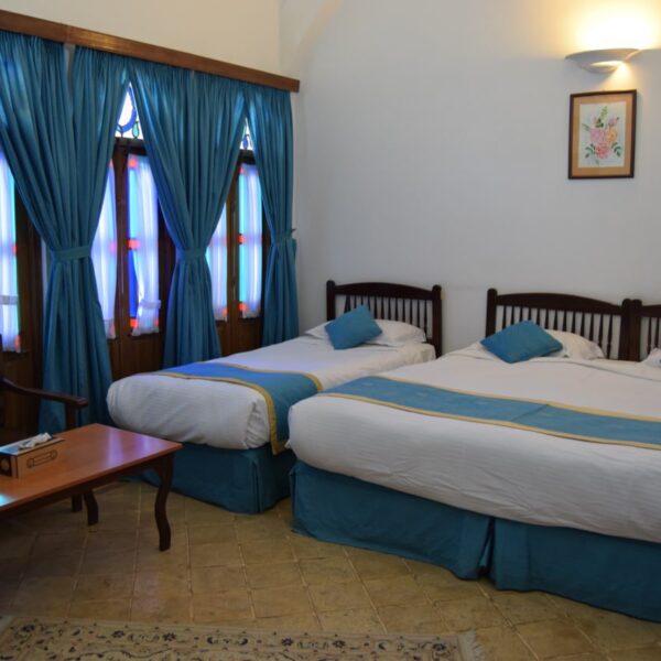 Yeganehtours.com_Yazd_Laleh_Hotel_05
