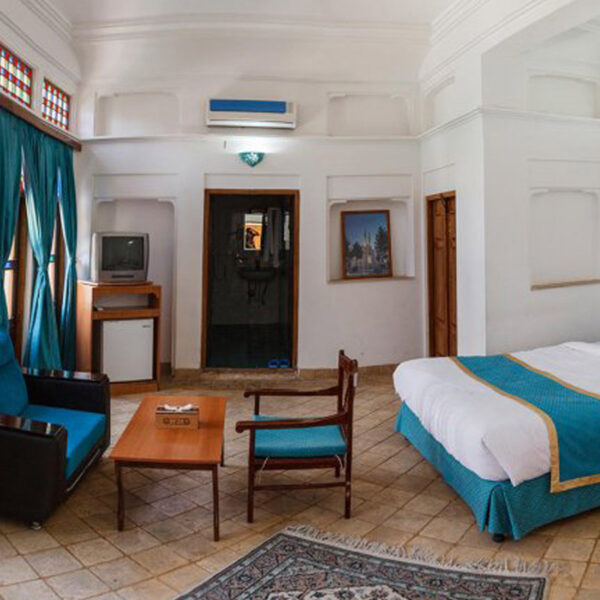 Yeganehtours.com_Yazd_Laleh_Hotel_12