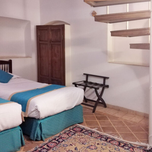 Yeganehtours.com_Yazd_Laleh_Hotel_18