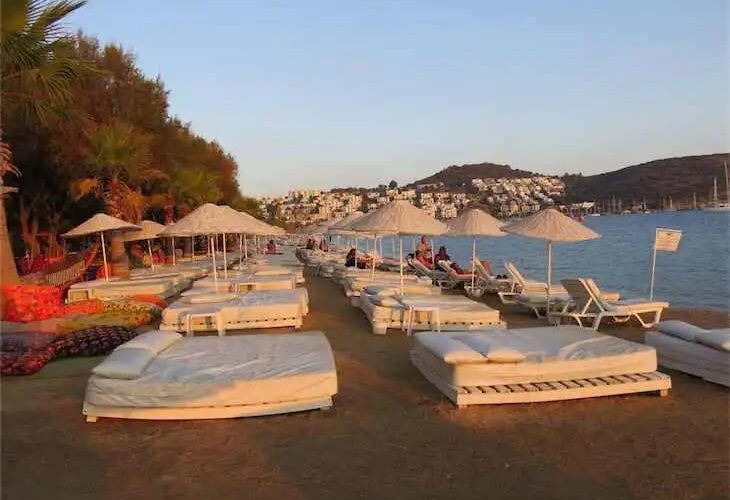 Yeganehtours.com_Bitez_Beaches_2 ساحل بیتز 2