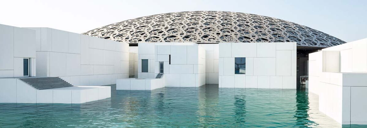 Yeganehtours.com_Louvre_Abu_Dhabi_01 نمای بیرونی از موزه لوور ابوظبی