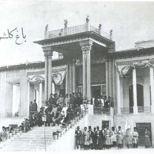 Yeganehtours.com_Shiraz_Afifabad_Garden_05