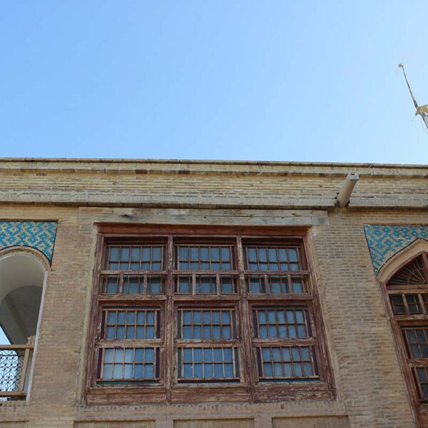 Yeganehtours.com_Shiraz_Delgosha_Garden_12