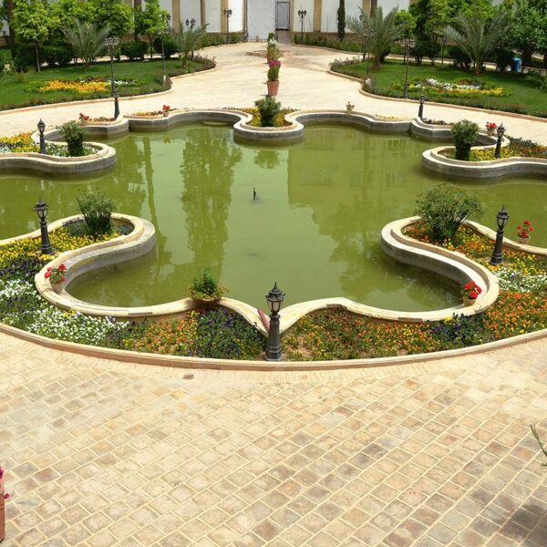 Yeganehtours.com_Shiraz_Shapouri_House_16