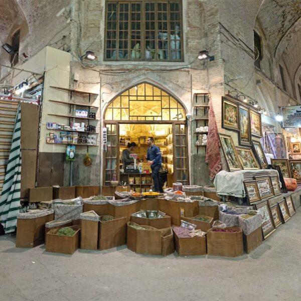 Yeganehtours.com_Shiraz_Vakil_Bazaar_18