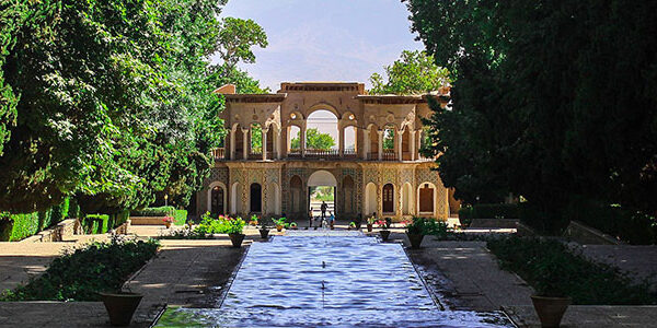 Yeganehtours.com_Calendar_13_Farvardin روز 13 فروردین