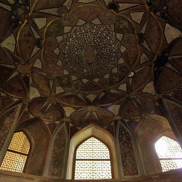 Yeganehtours.com_Isfahan_Hasht_Behesht_Palace_27