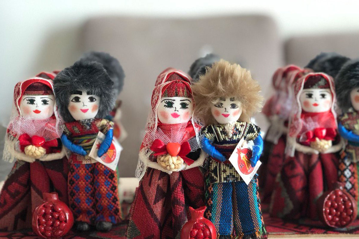 Yeganehtours.com_Armenian_Dolls عروسک های ارمنی از بهترین سوغات ارمنستان