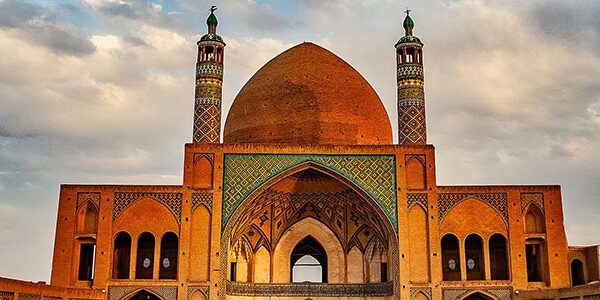 Yeganehtours.com_Calendar_31_Farvardin روز 31 فروردین