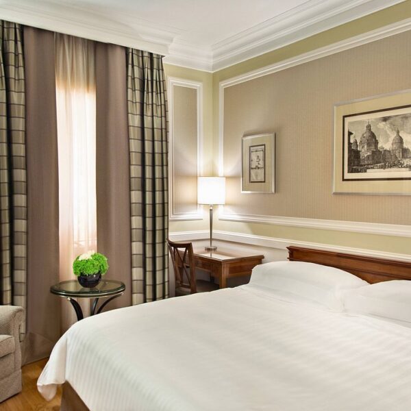 Yeganehtours com Marriott Grand Hotel Flora Rome Hotel 01
