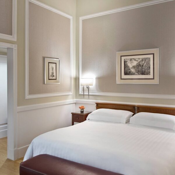 Yeganehtours com Marriott Grand Hotel Flora Rome Hotel 03