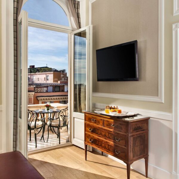 Yeganehtours com Marriott Grand Hotel Flora Rome Hotel 04
