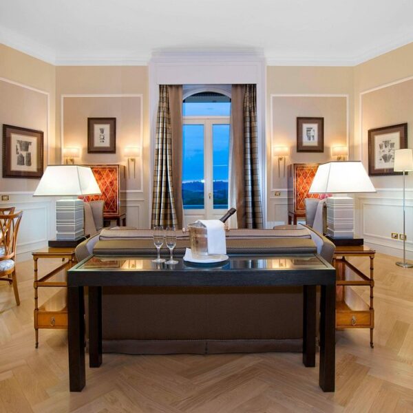 Yeganehtours com Marriott Grand Hotel Flora Rome Hotel 17