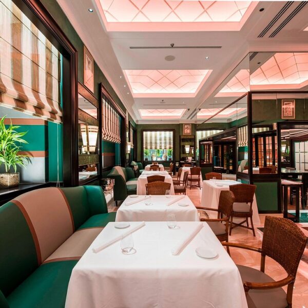 Yeganehtours com Marriott Grand Hotel Flora Rome Hotel 27