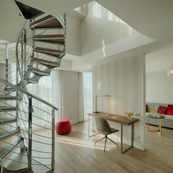 Yeganehtours.com_NH_Collection_Centro_Rome_Hotel_07