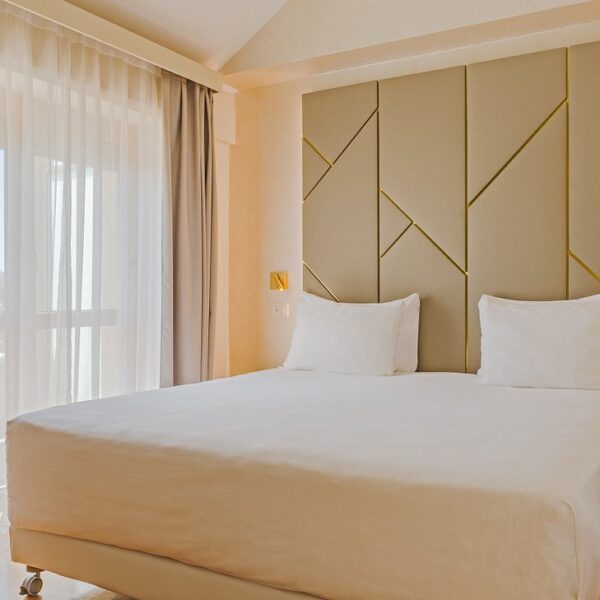 Yeganehtours.com_NH_Collection_Giustiniano_Rome_Hotel_03