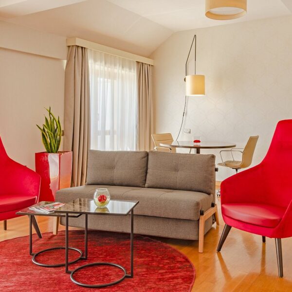 Yeganehtours.com_NH_Collection_Giustiniano_Rome_Hotel_05