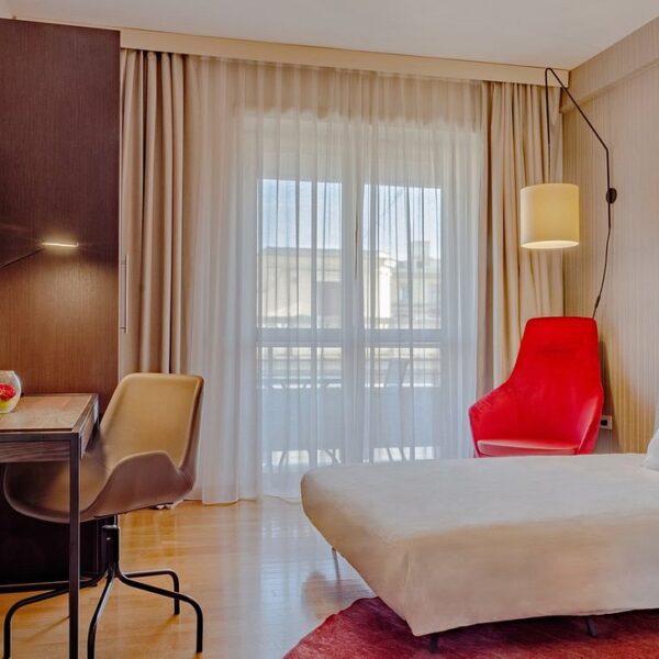 Yeganehtours.com_NH_Collection_Giustiniano_Rome_Hotel_06