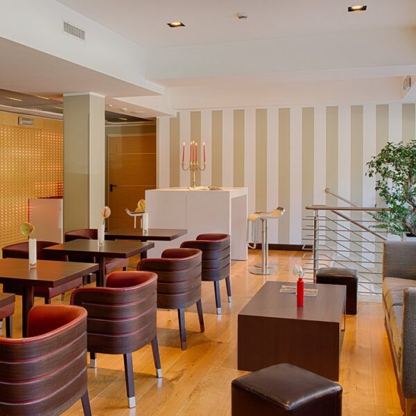 Yeganehtours.com_NH_Collection_Giustiniano_Rome_Hotel_12