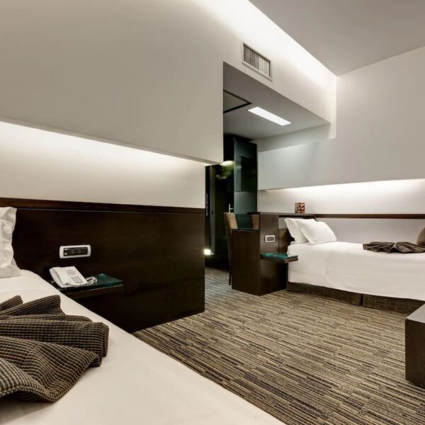 Yeganehtours.com_Best_Western_Plus_Universo_Hotel_Rome_04