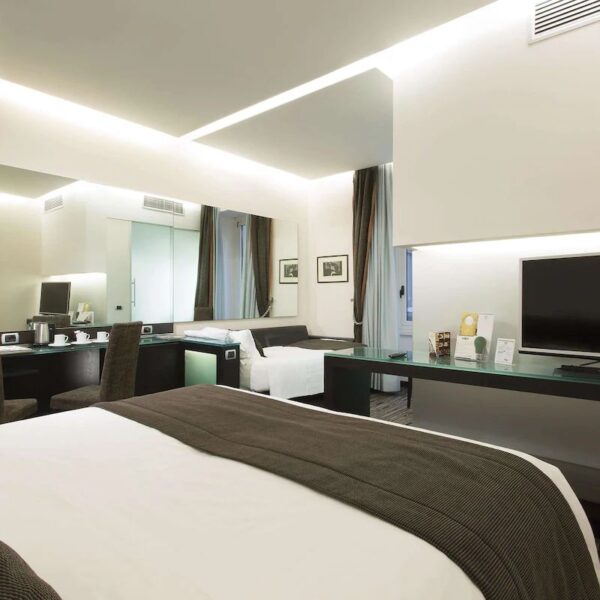 Yeganehtours.com_Best_Western_Plus_Universo_Hotel_Rome_12