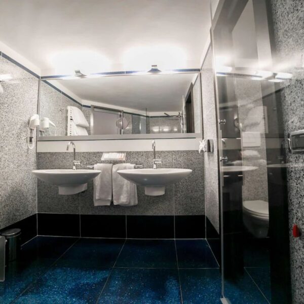 Yeganehtours.com_Best_Western_Plus_Universo_Hotel_Rome_26
