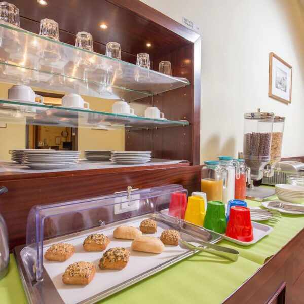 Yeganehtours.com_Trastevere_Hotel_Rome_15
