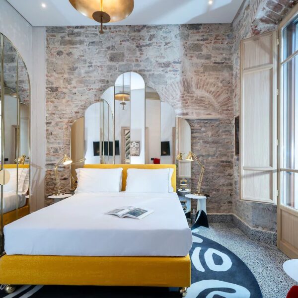 Yeganehtours.com_Calimala_Hotel_Florence_06
