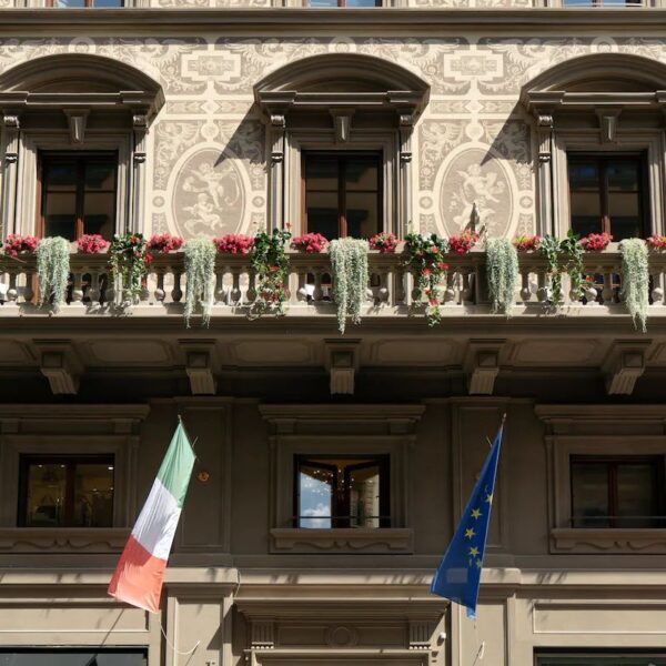 Yeganehtours.com_Calimala_Hotel_Florence_20