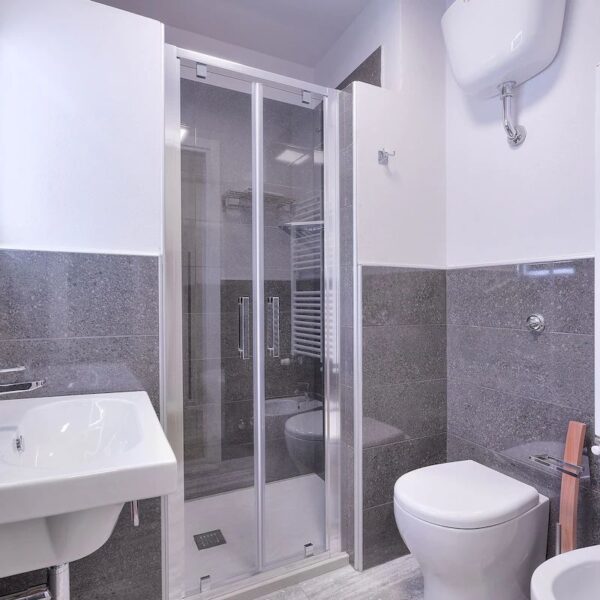 Yeganehtours.com_Cosmos_Hotel_Florence_06