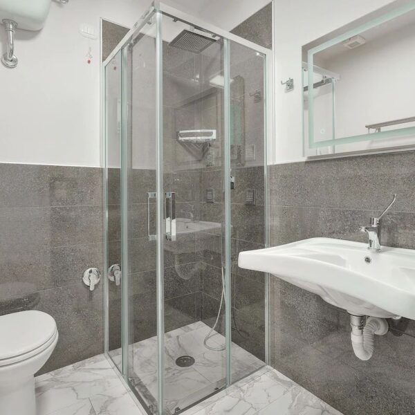 Yeganehtours.com_Cosmos_Hotel_Florence_10