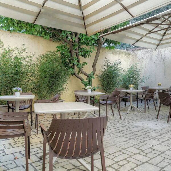 Yeganehtours.com_Cosmos_Hotel_Florence_21