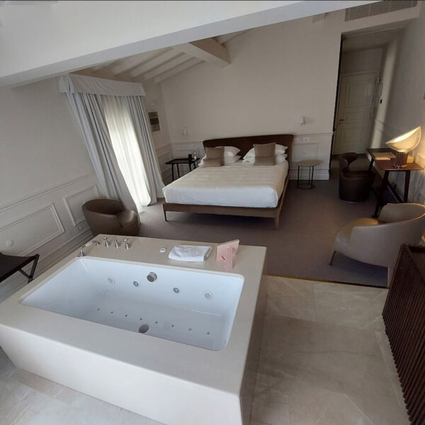 Yeganehtours.com_Dimora_Palanca_Hotel_Florence_12