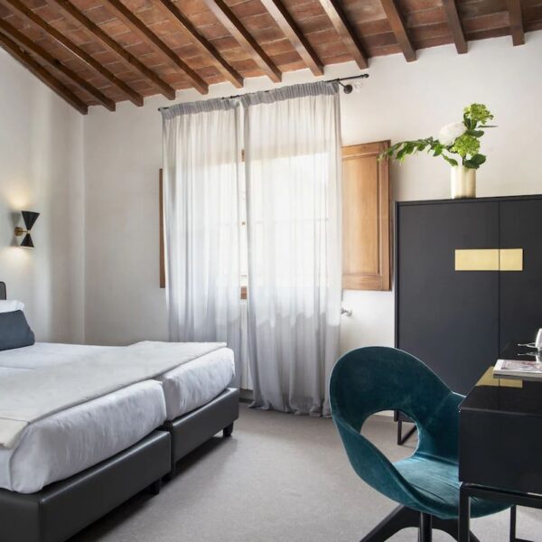 Yeganehtours.com_Horto_Convento_Hotel_Florence_01