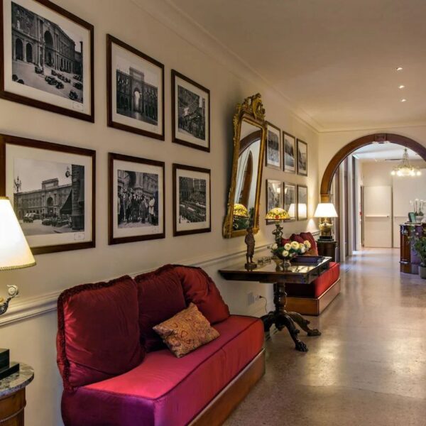 Yeganehtours.com_Pendini_Hotel_Florence_14